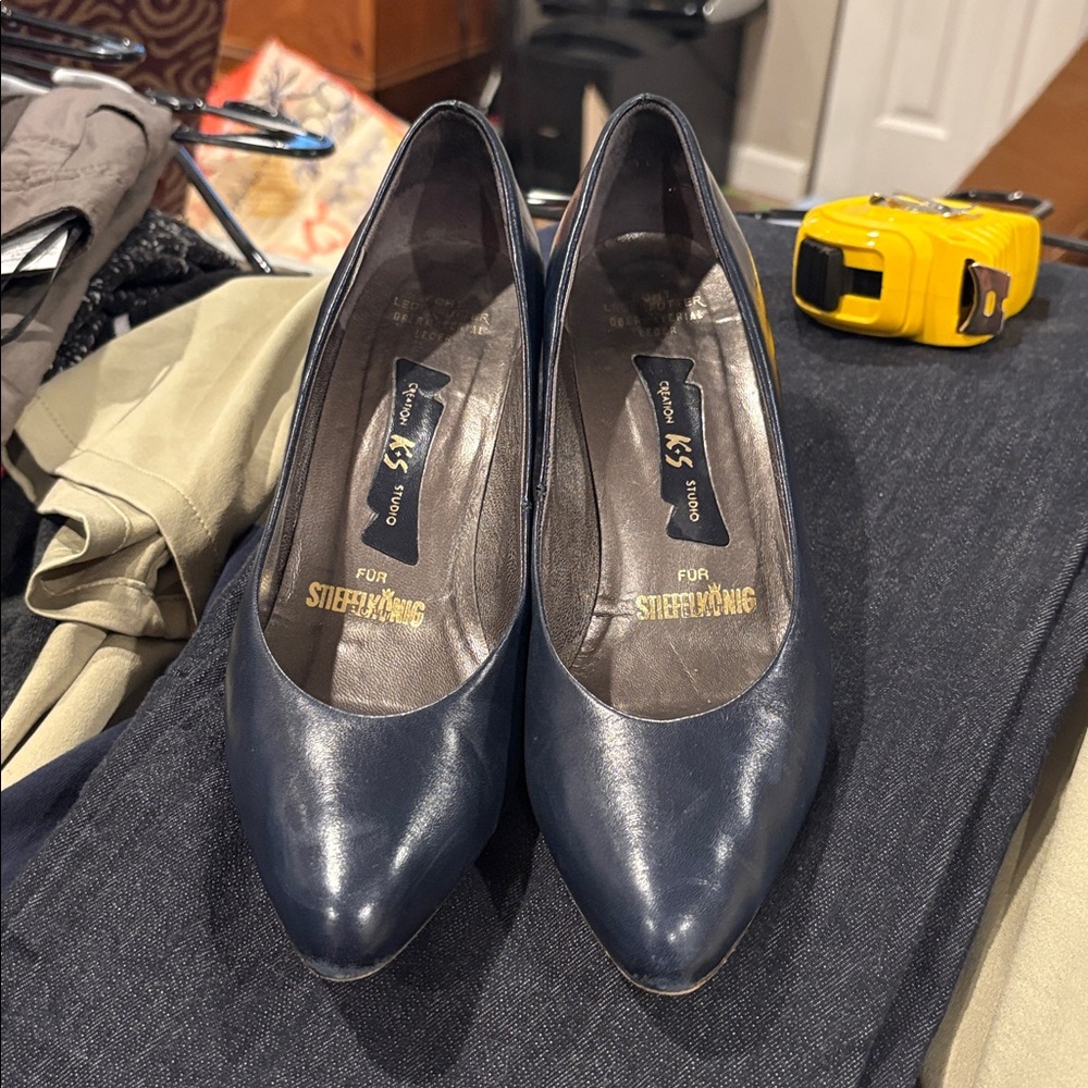 Stylish Navy Blue Women's Heels